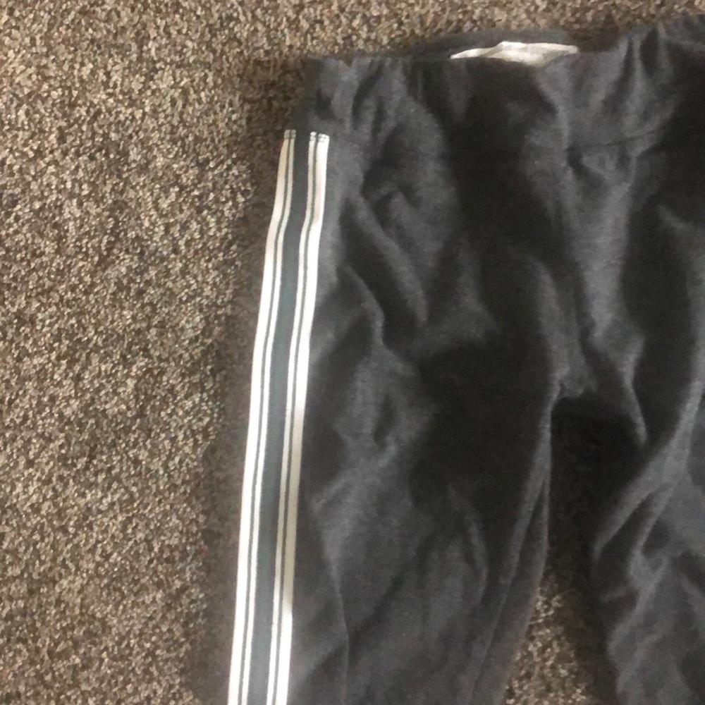 Gray legging - Picture 2 of 2